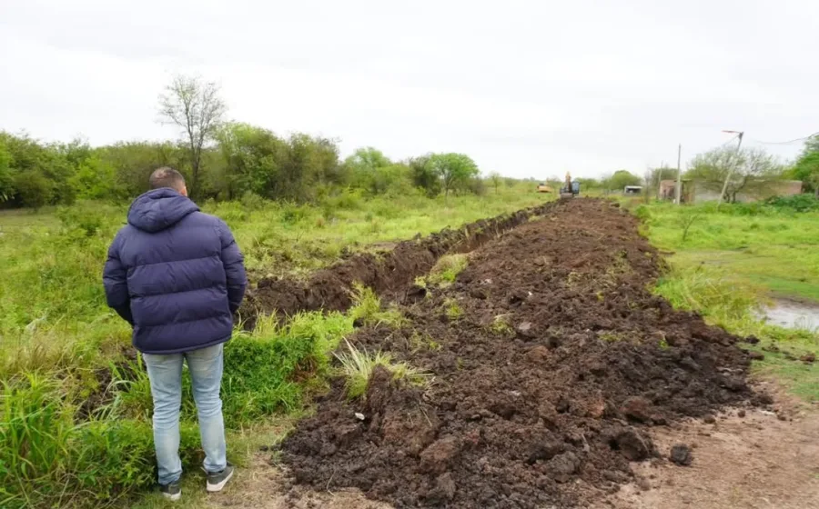 Avanzamos con obras de defensa hídrica en paraje El Doce