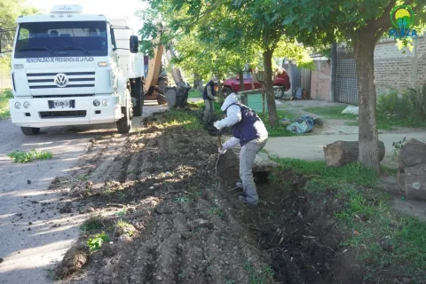 El Municipio avanza con trabajos de desagües en distintos puntos de la ciudad